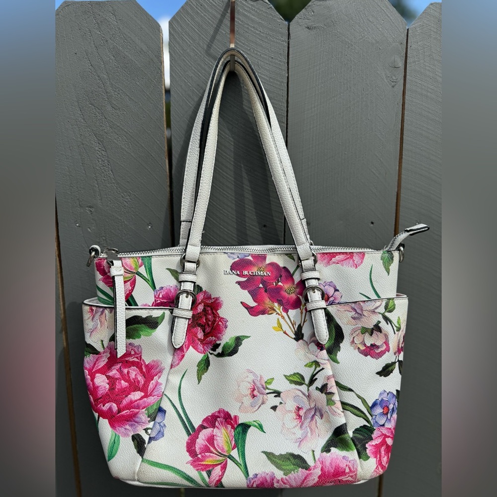 Dana Buchman Flower Purse (some wear)